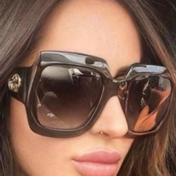 NWT Gucci Black Oversized Square Sunglasses GG0053s - Picture 3 of 10